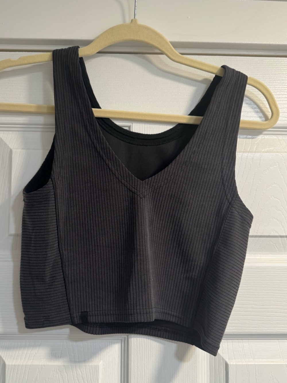 EUC Lululemon Ribbed Softstreme Cropped Tank Top Size 6 - Picture 5 of 6